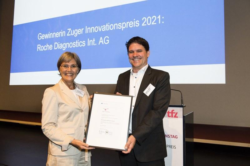Roche wins Zug Innovation Award for COVID-19 test